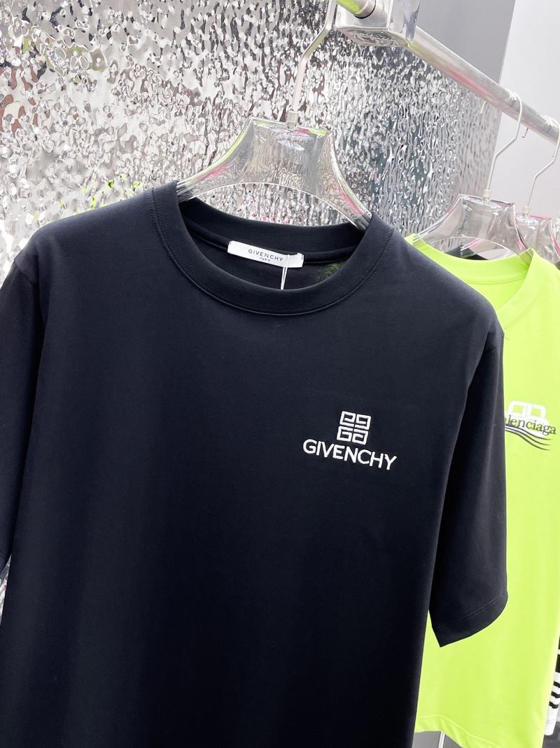 Givenchy T-Shirts